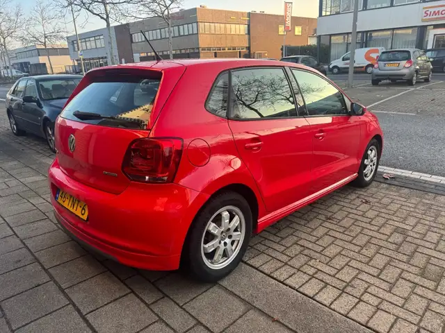 Volkswagen Polo view 6