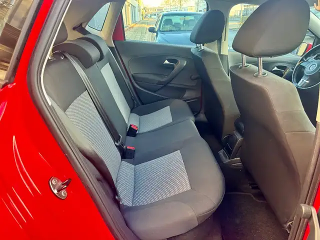 Volkswagen Polo view 11