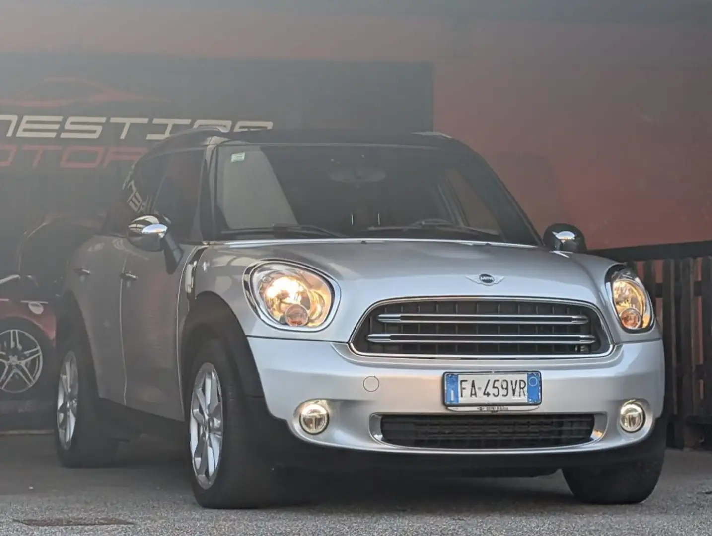 MINI Cooper D Countryman 2.0 Park Lane Plus Automatica Gris - 1