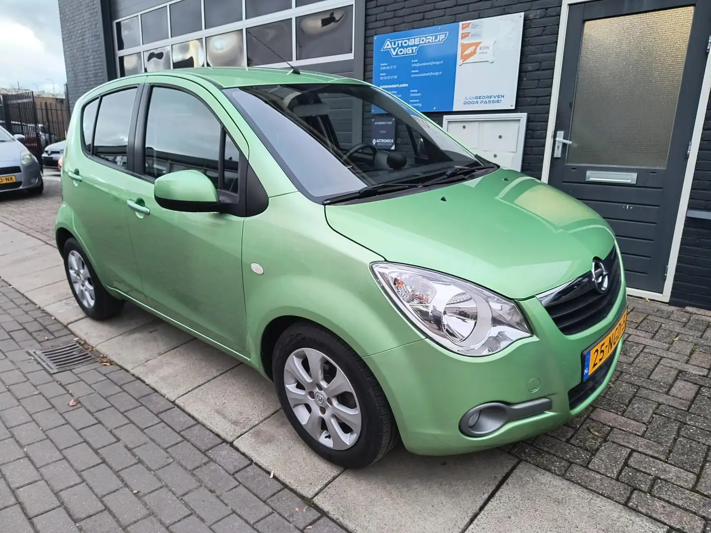 Opel Agila 1.2 Edition AUTOMAAT 34.000 kilometers, nieuwe APK Groen - 2
