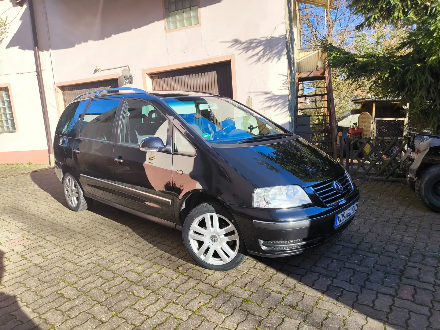 Volkswagen Sharan Sharan Diesel 1.9 TDI Automatik Freestyle Schwarz - 2