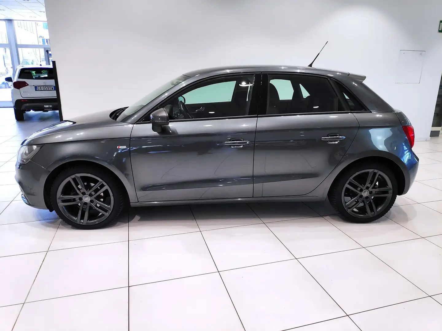 Audi A1 A1 SPB 1.6 TDI Ambition S-Line*CAMBIO MANUALE*DIE Gris - 2