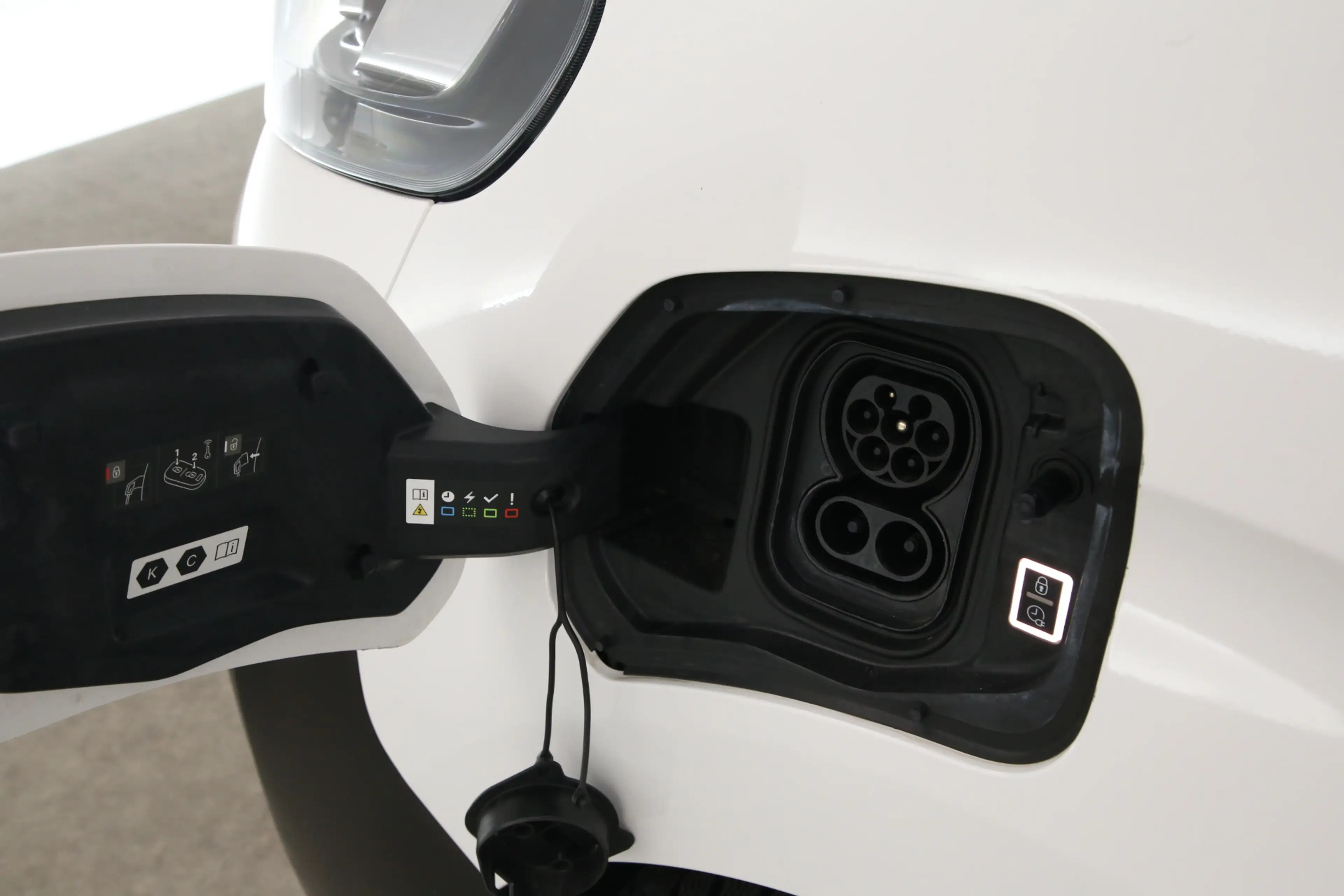 Peugeot e-Expert Opel Vivaro-e 75 kWh L2H1 | Snelladen | SOH 88% | — photo 7