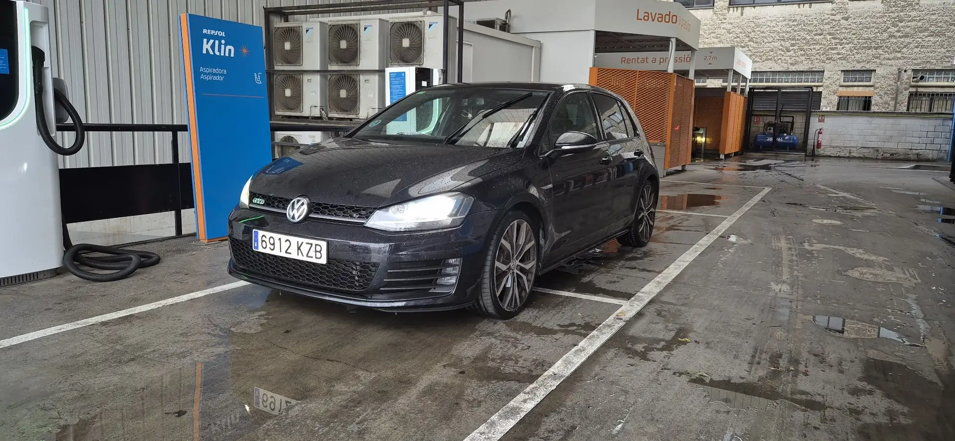 Volkswagen Golf GTD 2.0TDI CR BMT 184 - 1