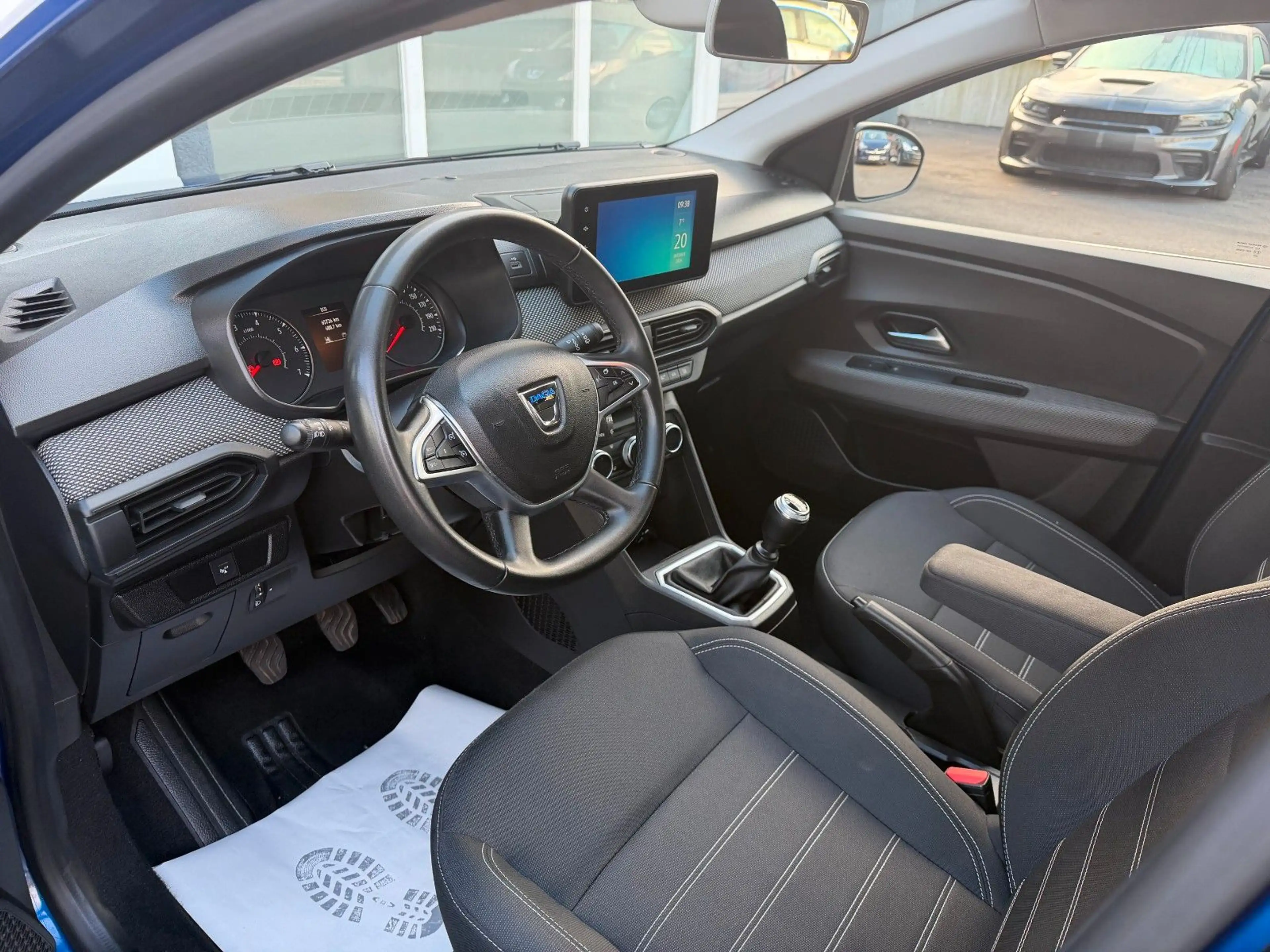 Dacia Sandero Comfort*CarPlay*Sitzheizung*Klima*Arml* — photo 3