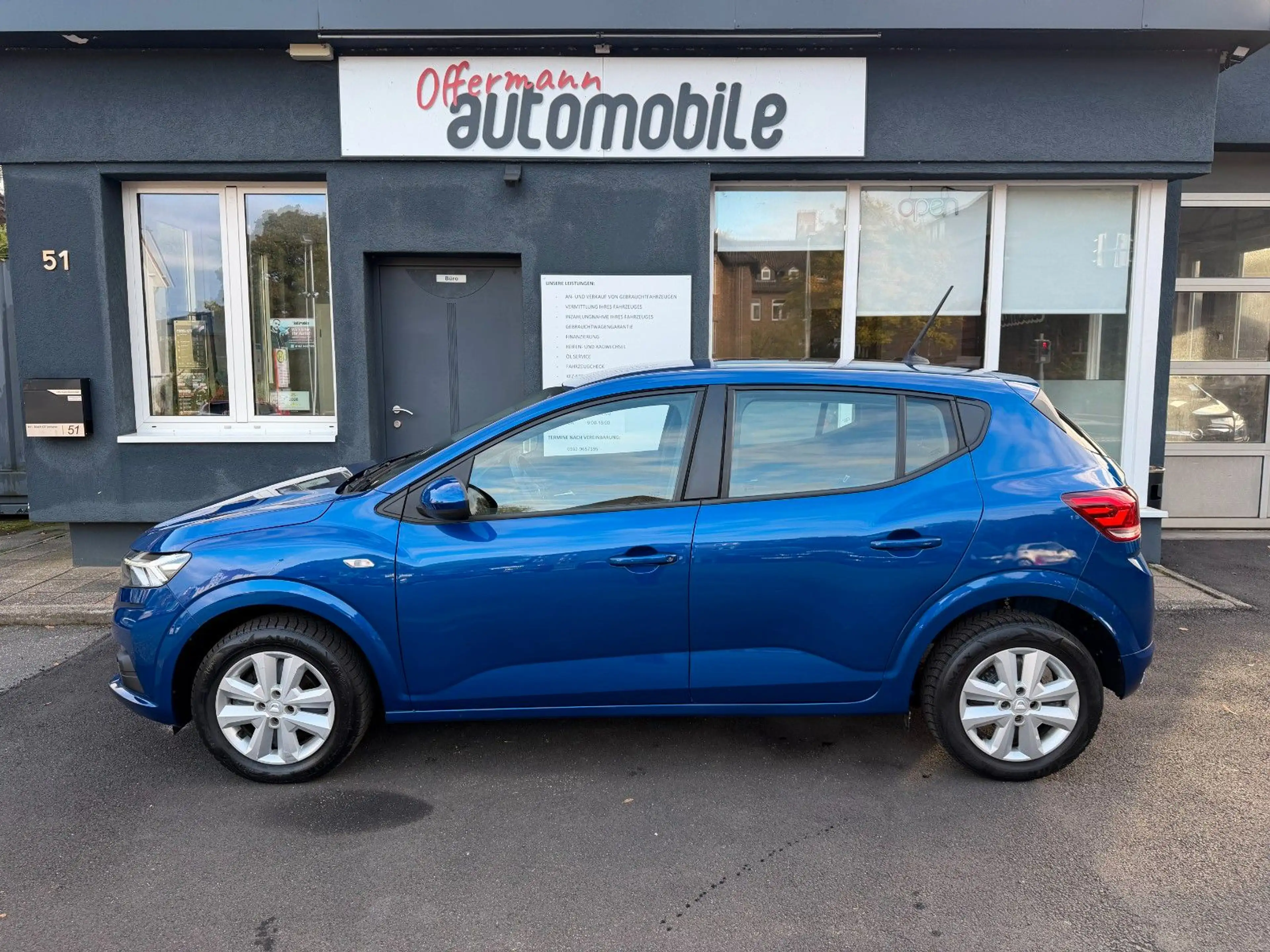 Dacia Sandero Comfort*CarPlay*Sitzheizung*Klima*Arml* — photo 11