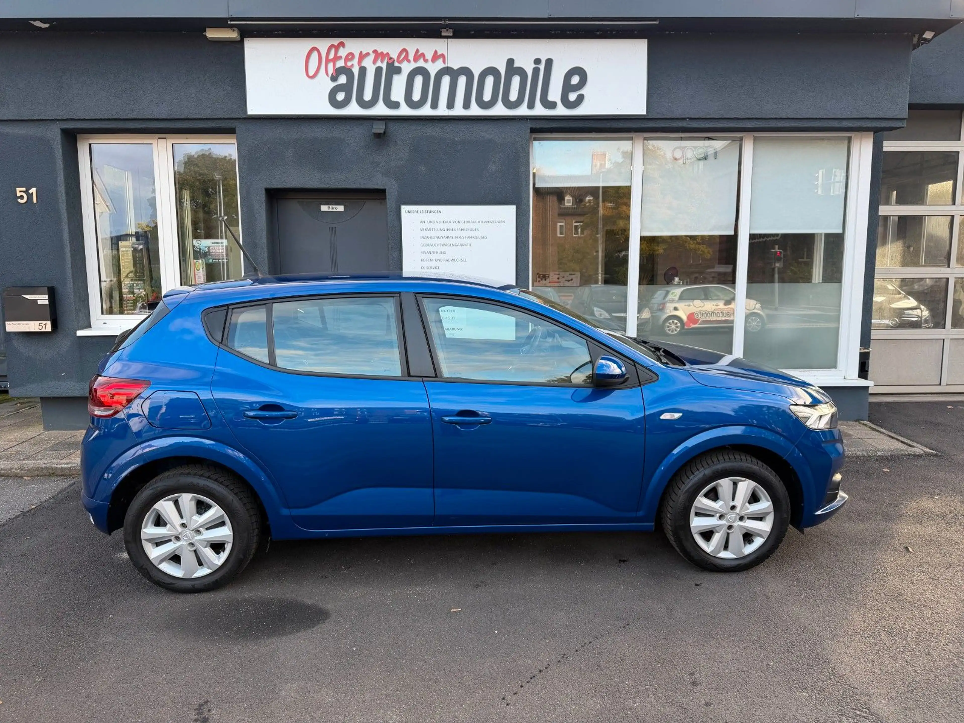 Dacia Sandero Comfort*CarPlay*Sitzheizung*Klima*Arml* — photo 10