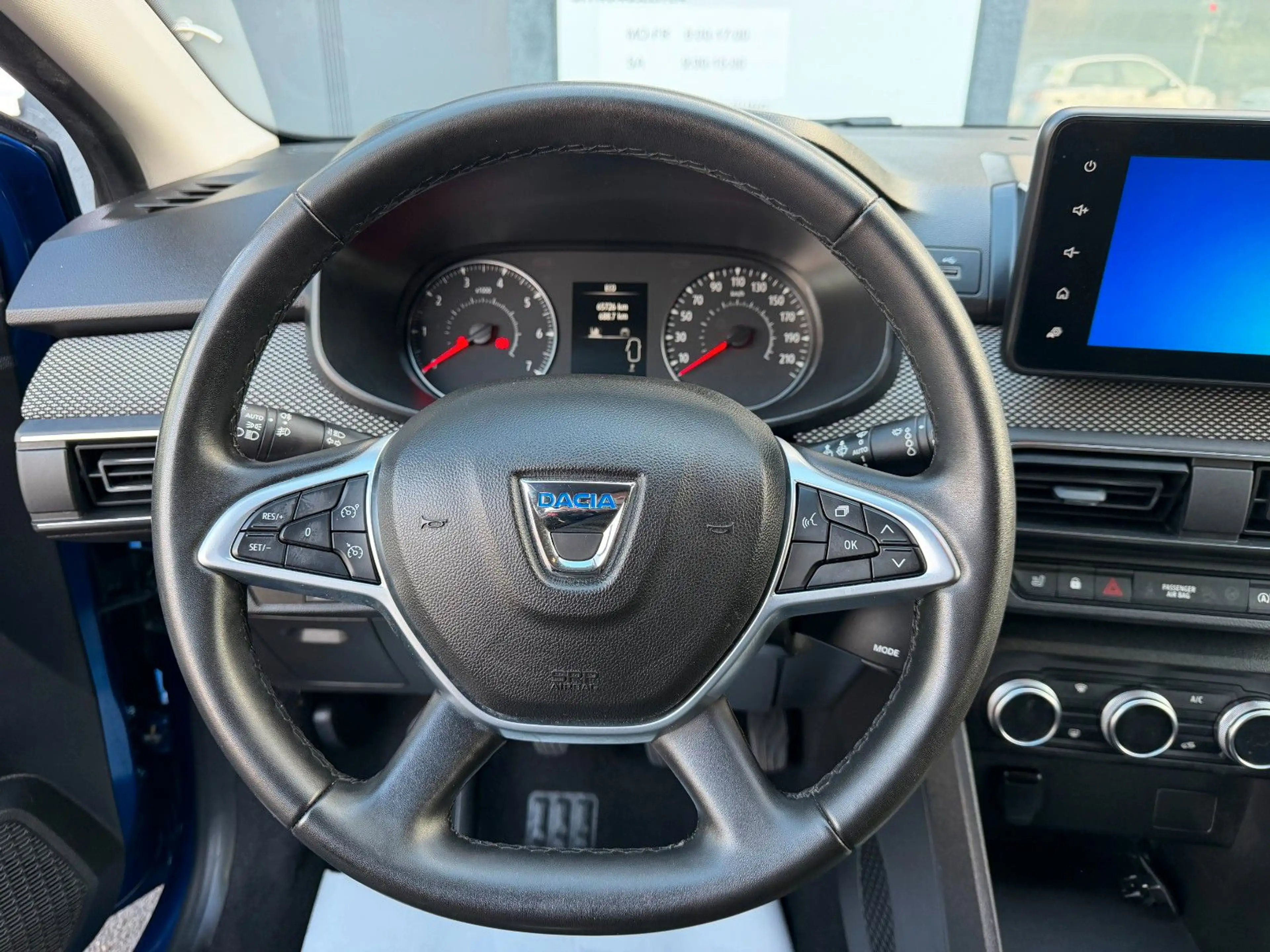 Dacia Sandero Comfort*CarPlay*Sitzheizung*Klima*Arml* — photo 4
