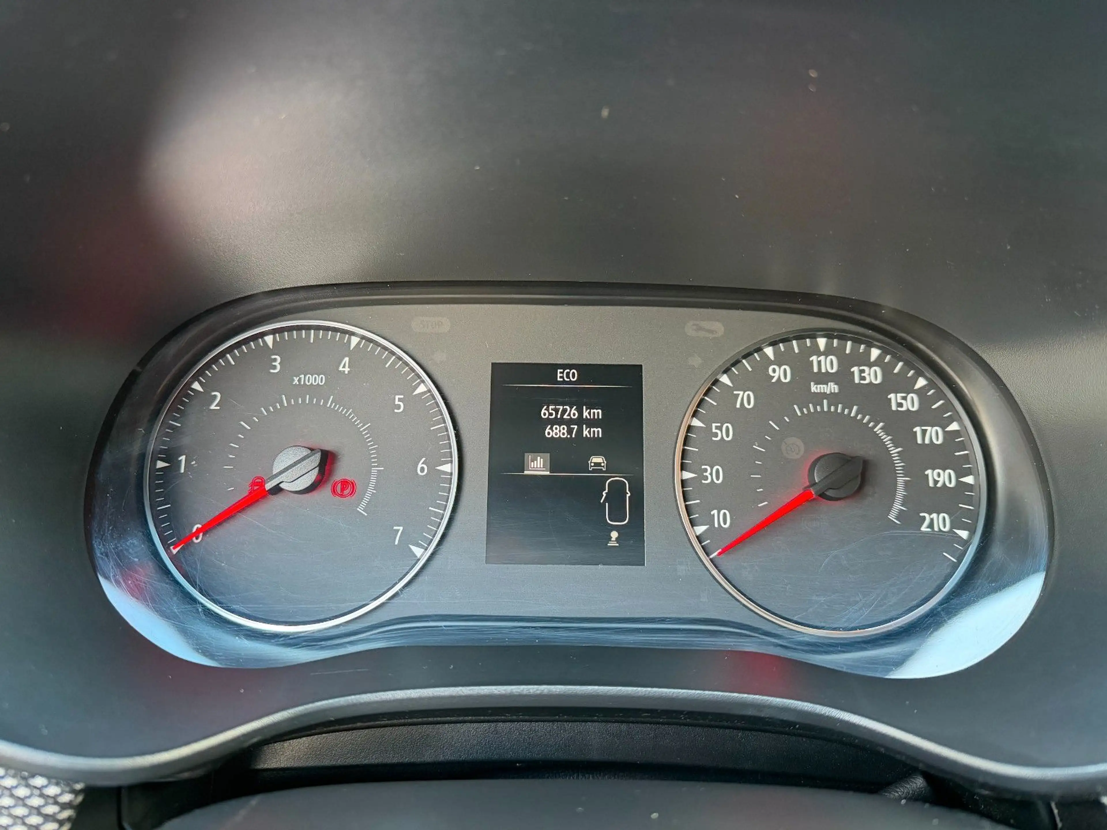Dacia Sandero Comfort*CarPlay*Sitzheizung*Klima*Arml* — photo 5