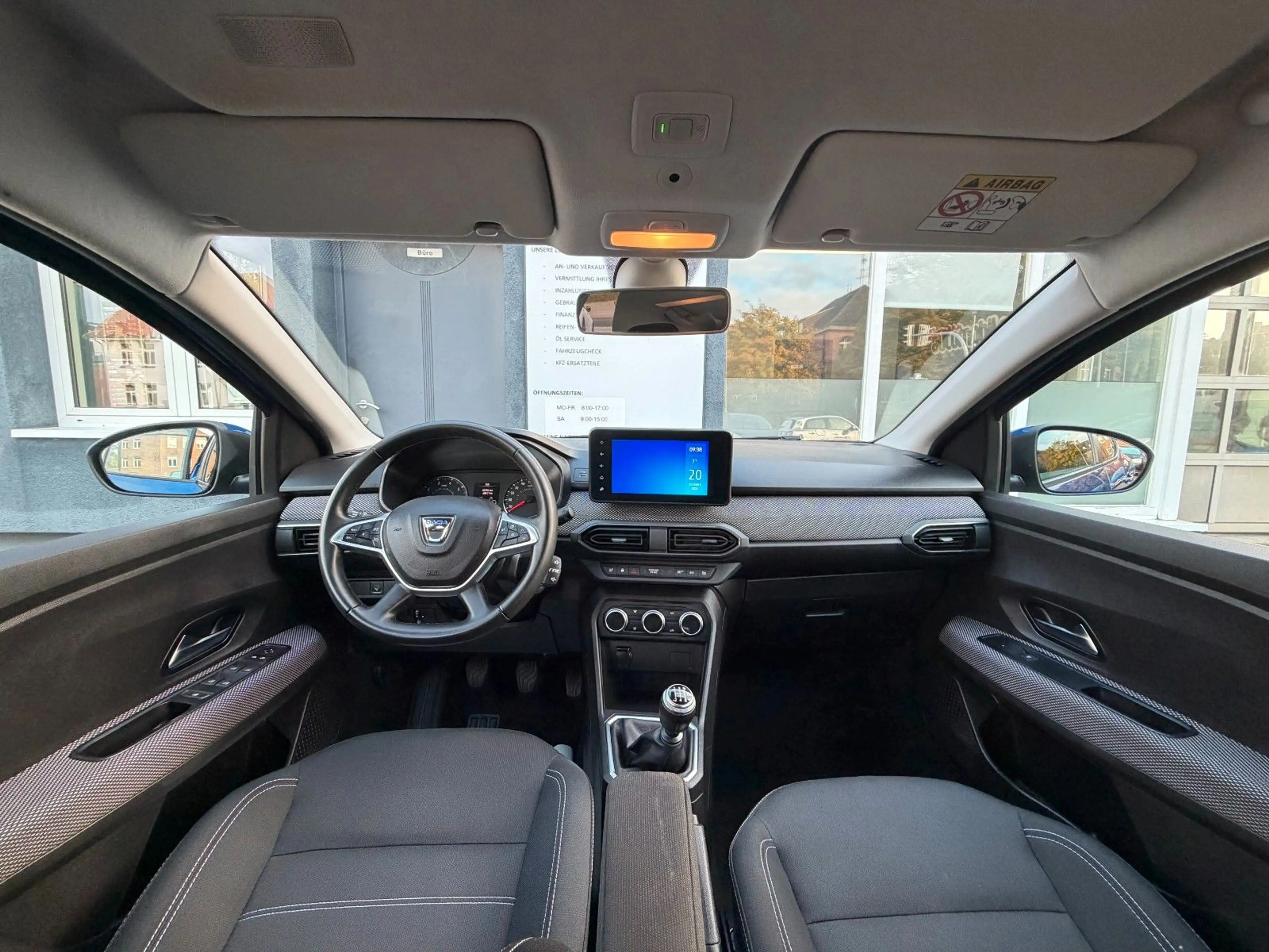 Dacia Sandero Comfort*CarPlay*Sitzheizung*Klima*Arml* — photo 8