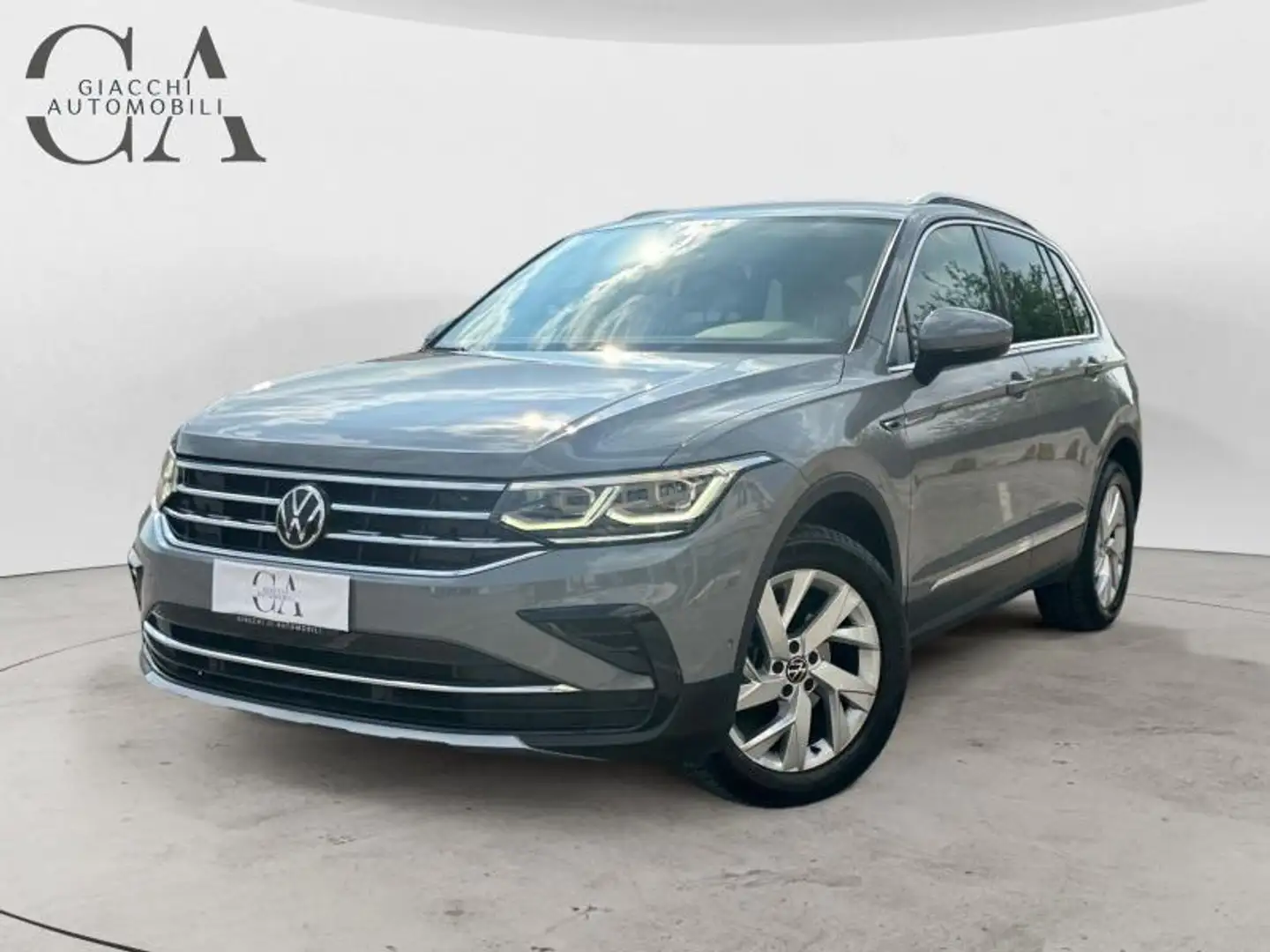 Volkswagen Tiguan 2.0 tdi Elegance 150cv dsg - 1