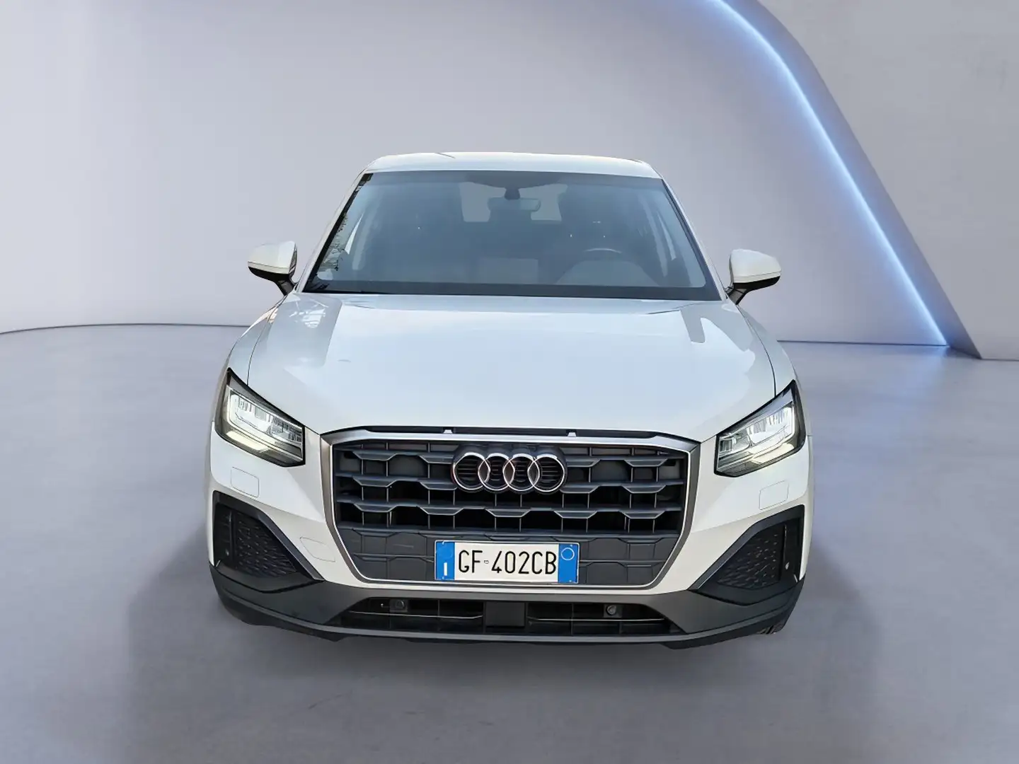 Audi Q2 35 TFSI Business 150 CV Bianco - 2