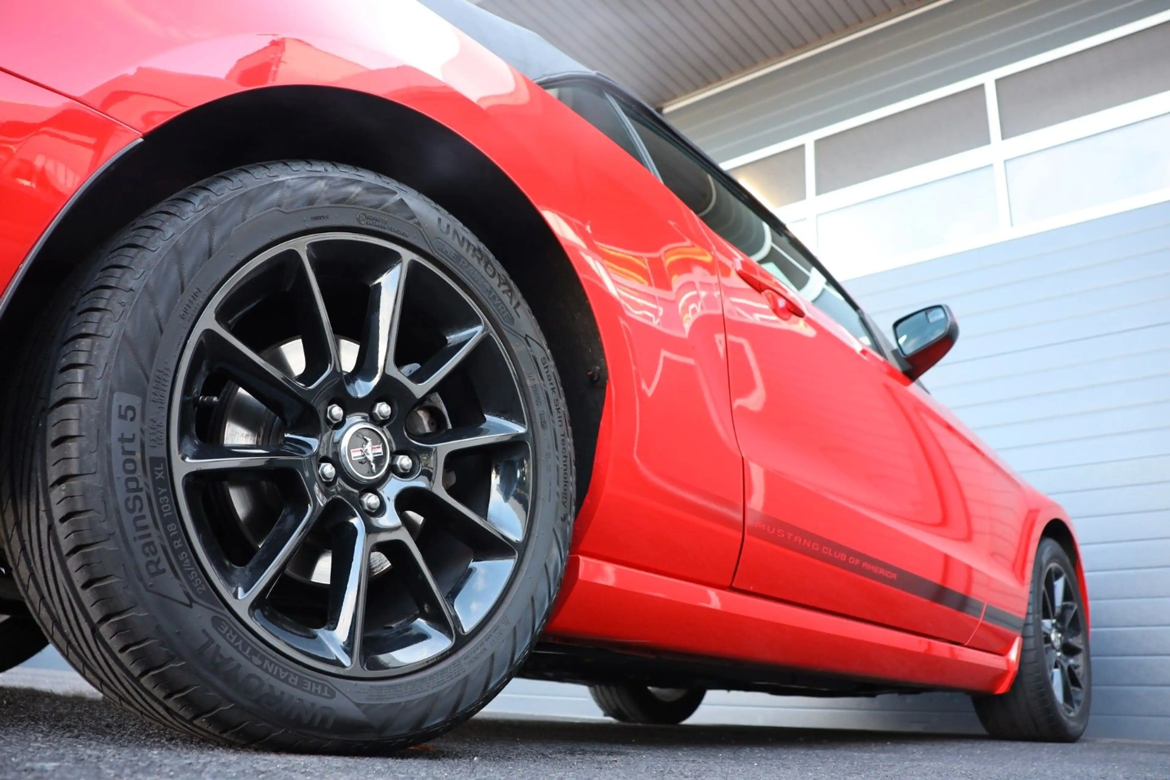 Ford Mustang V6 3.7 Cabrio/Xenon/PDC/R18 — photo 13