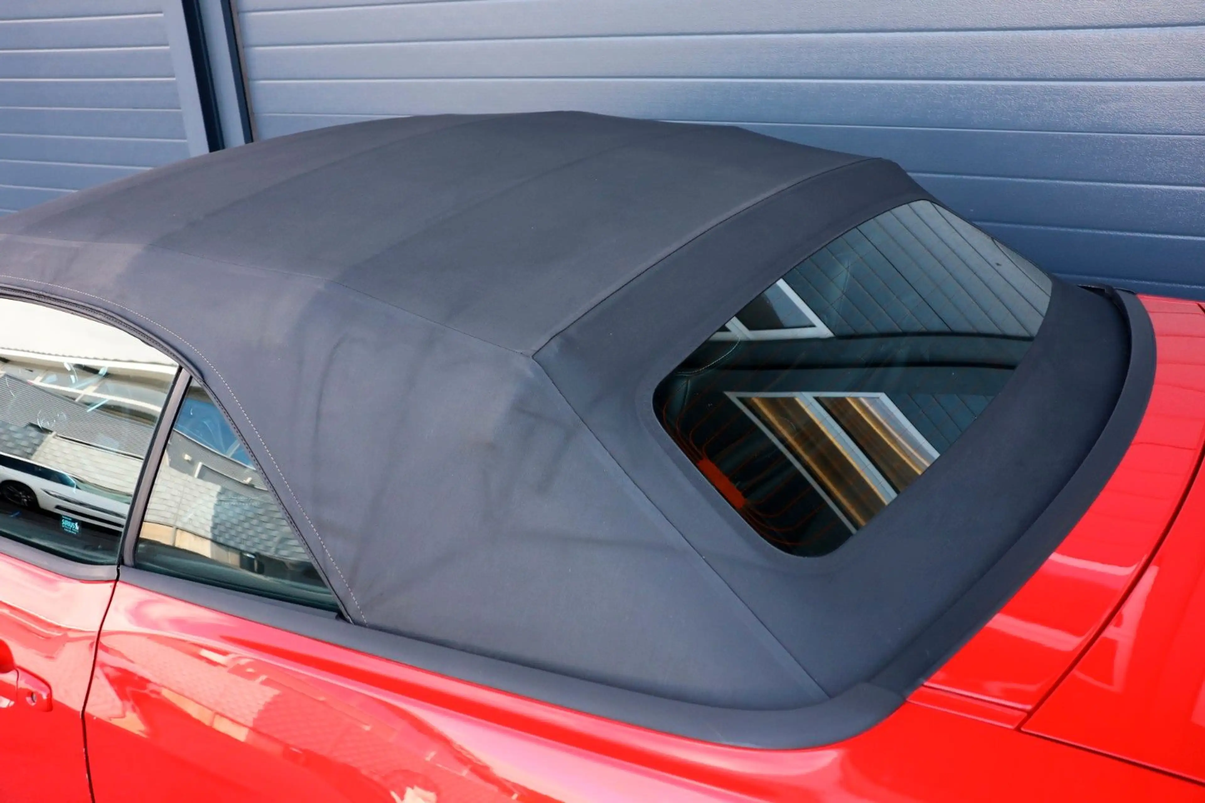 Ford Mustang V6 3.7 Cabrio/Xenon/PDC/R18 — photo 12