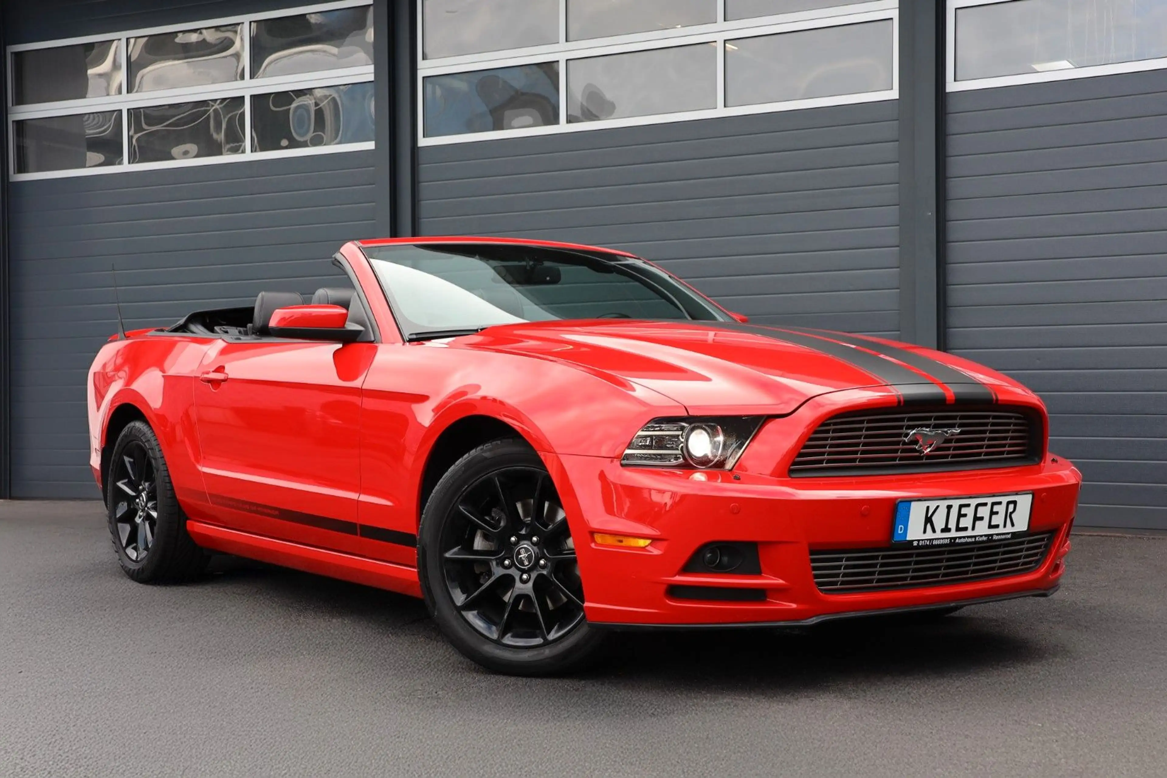 Ford Mustang V6 3.7 Cabrio/Xenon/PDC/R18