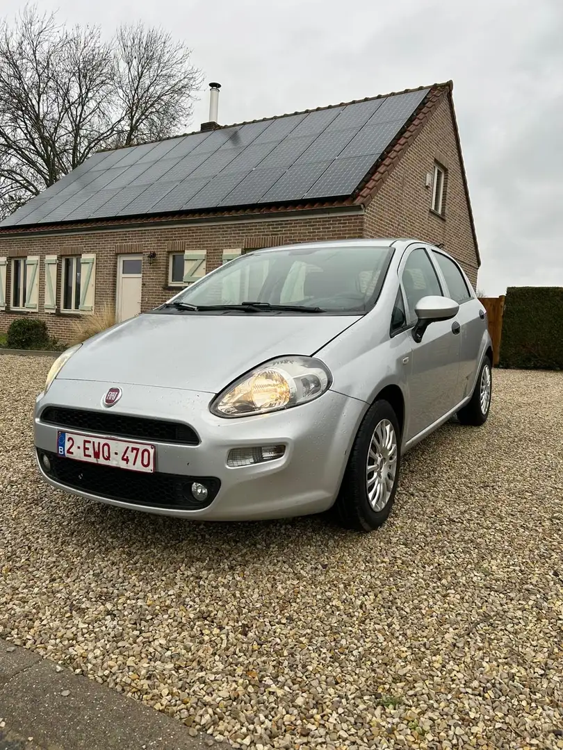 Fiat Punto 1.2i Young II - 1