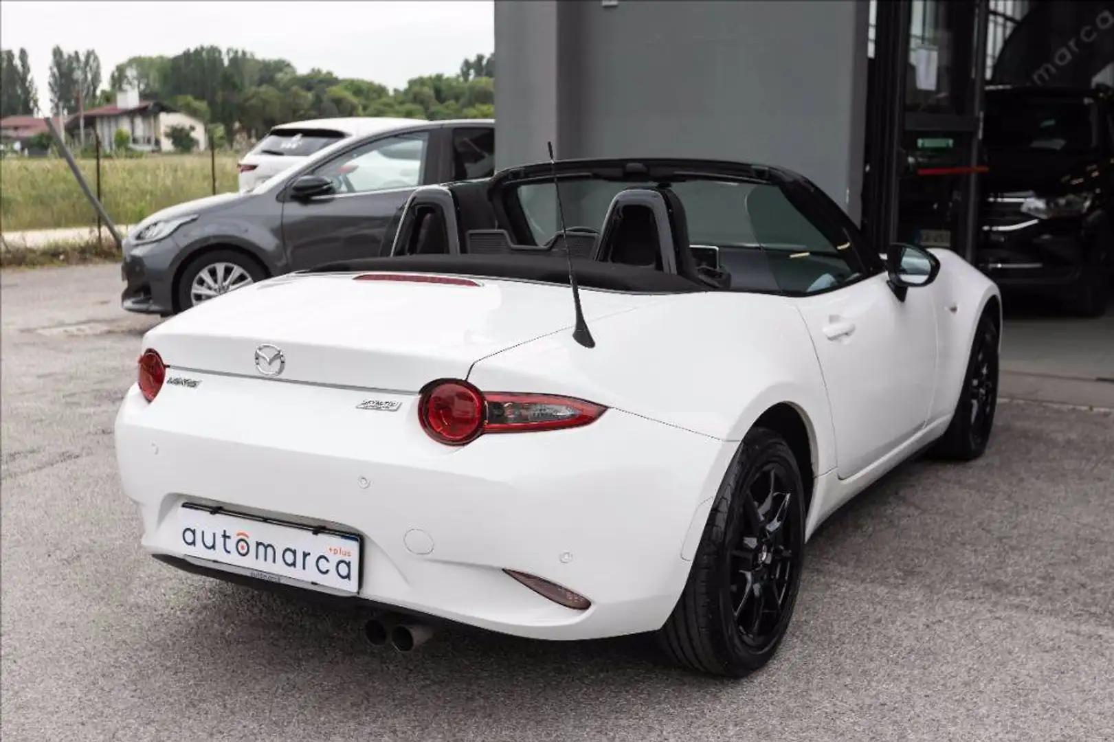 Mazda MX-5 1.5 Evolve Blanc - 2