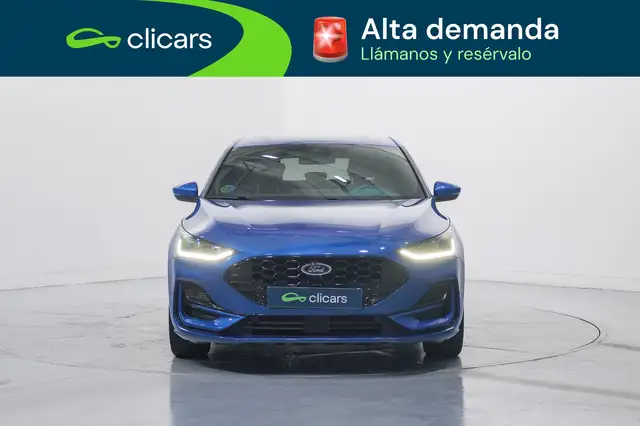Ford Focus view 2