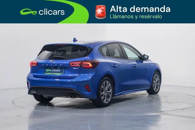 Ford Focus view 5
