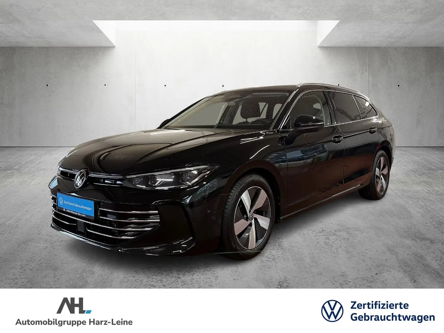 Volkswagen Passat Variant 2.0 TDI Elegance DSG Matrix AHK Navi ACC Massage A Noir - 1