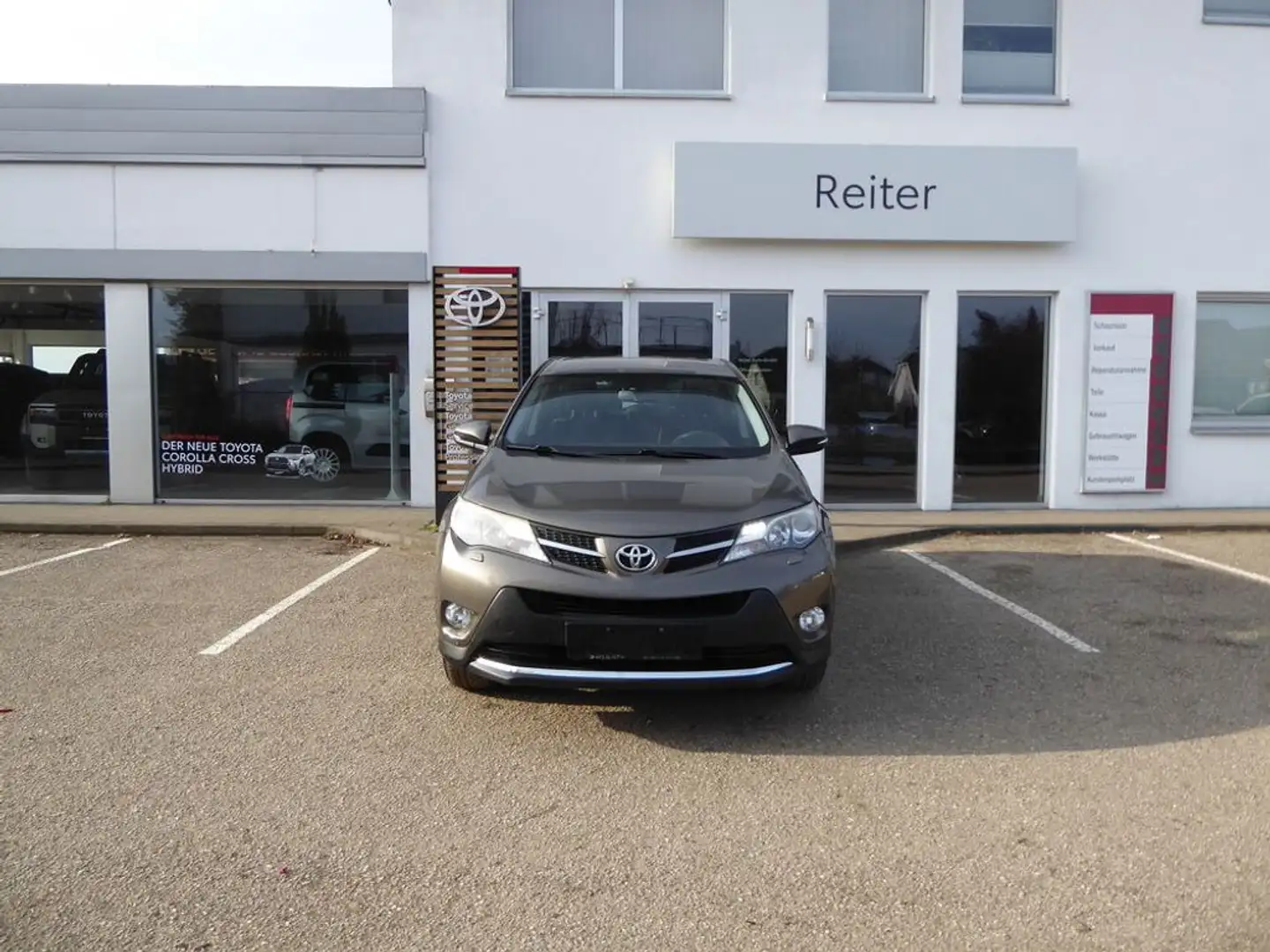 Toyota RAV 4 2,0 D-4D Elegance 2WD Braun - 1