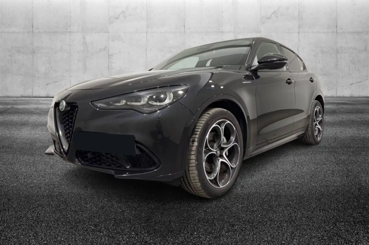 Alfa Romeo Stelvio 2023