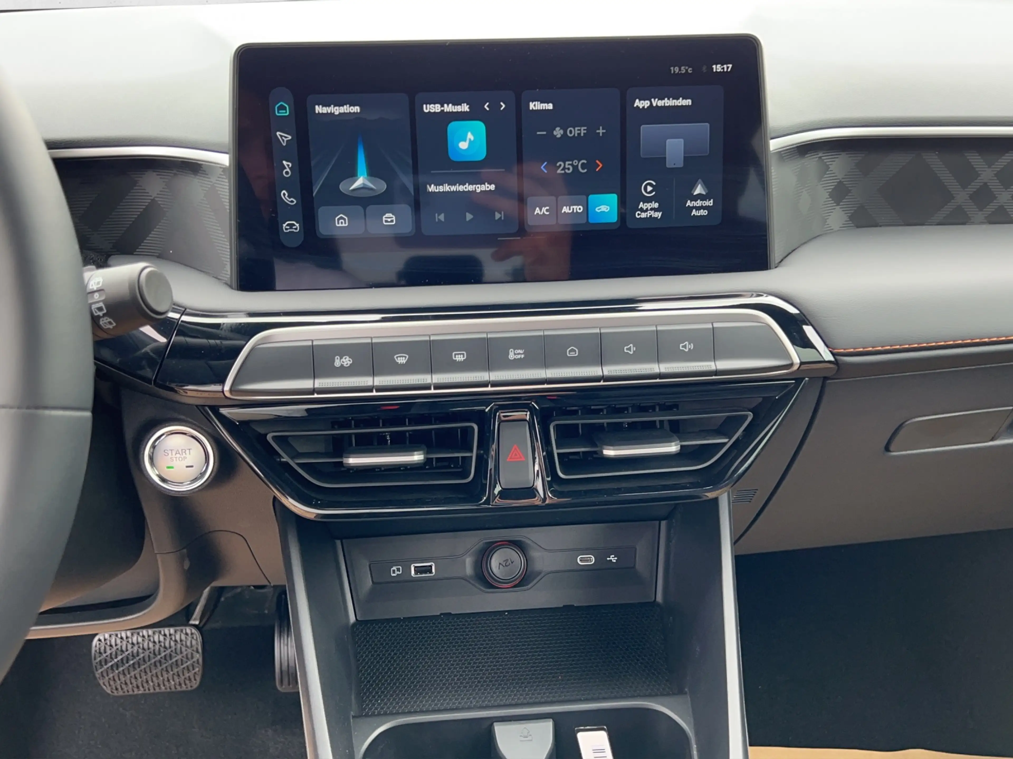 MG MG3 MG3 Hybrid+ Luxury MY26 FWD — photo 10