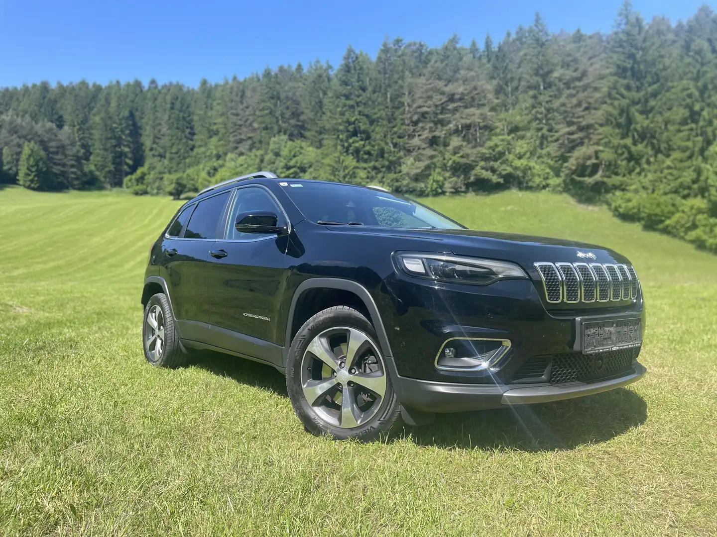 Jeep Cherokee MCA 2,2 Diesel Limited AWD 9AT Aut. Schwarz - 1