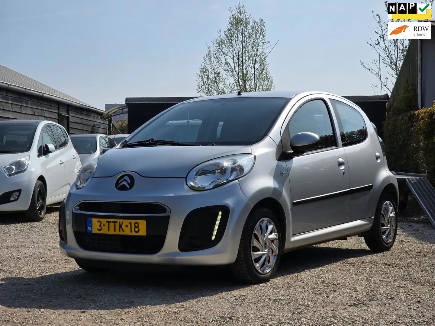 Citroen C1 1.0 Collection Airco/5 drs./Bluetooth Grijs - 1