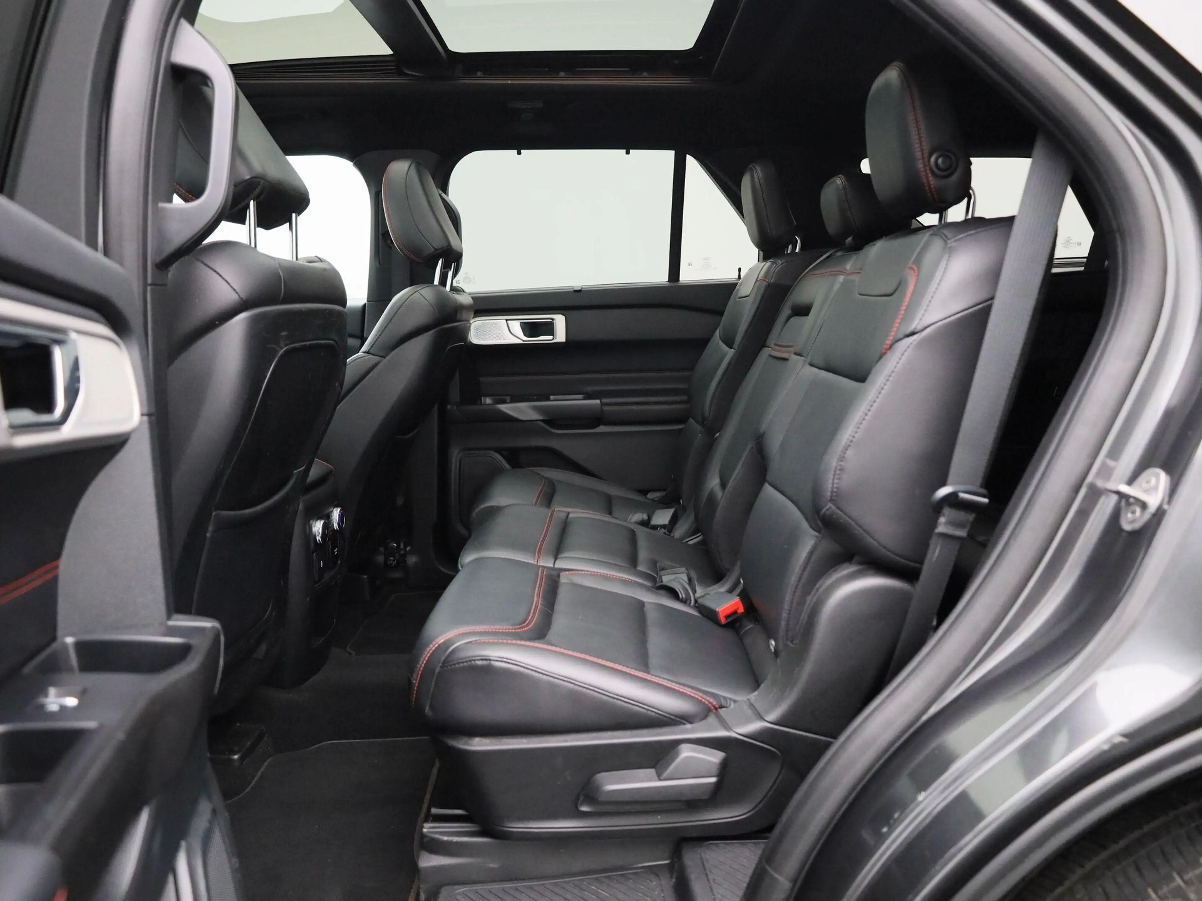 Ford Explorer 3.0 V6 EcoBoost PHEV ST-Line 456PK | B&O | PANO-SC — photo 11
