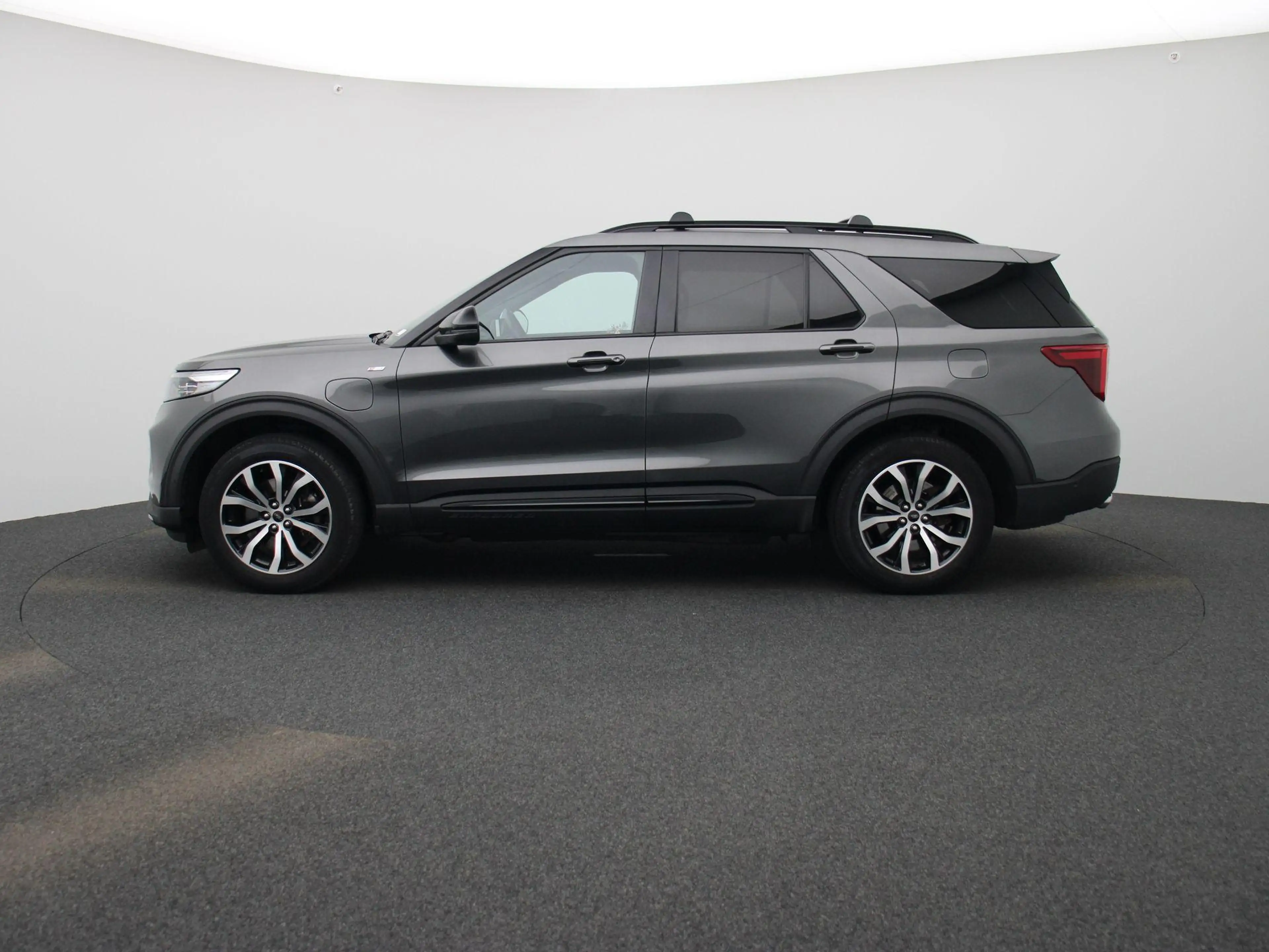 Ford Explorer 3.0 V6 EcoBoost PHEV ST-Line 456PK | B&O | PANO-SC — photo 4