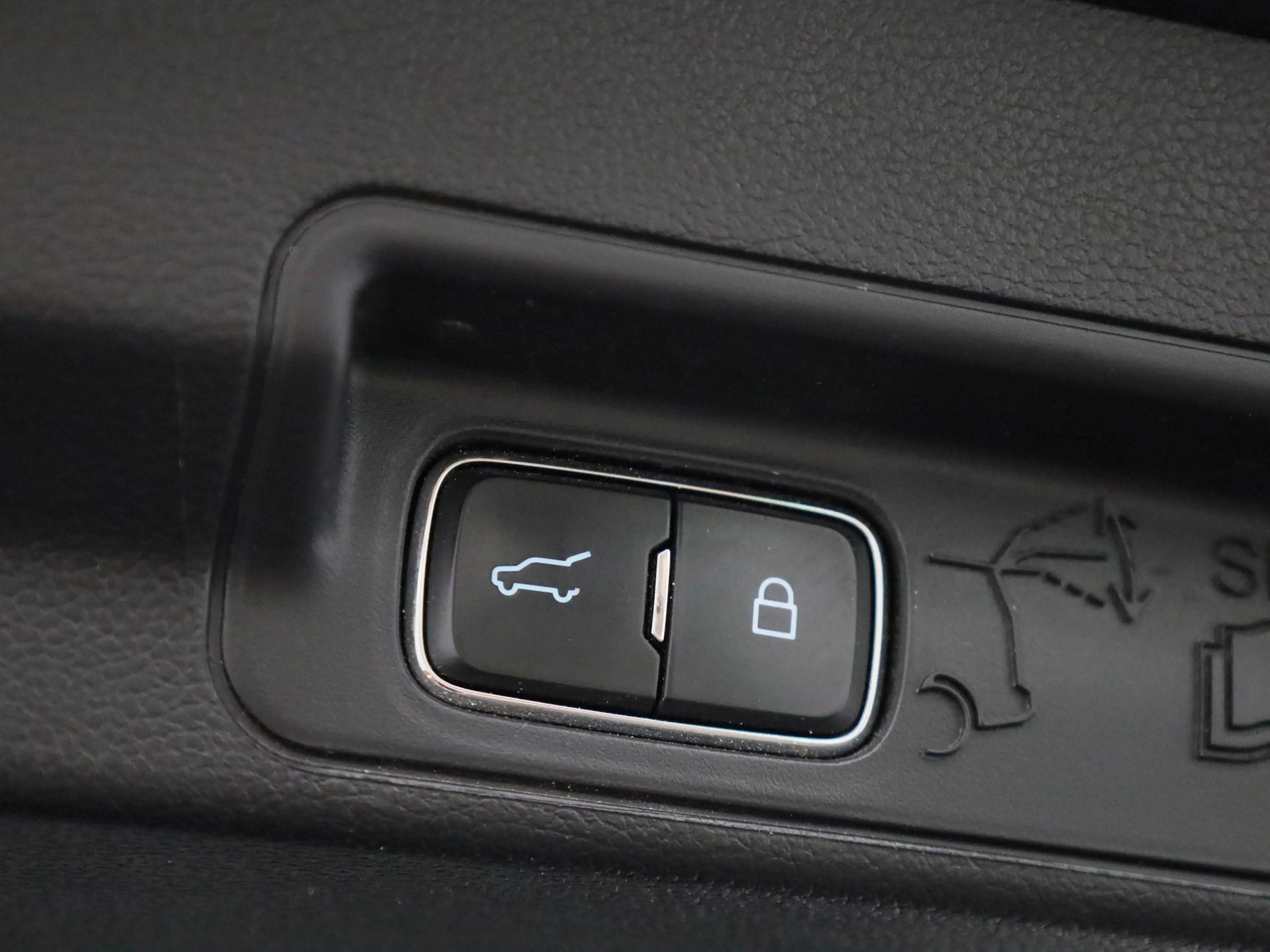 Ford Explorer 3.0 V6 EcoBoost PHEV ST-Line 456PK | B&O | PANO-SC — photo 15