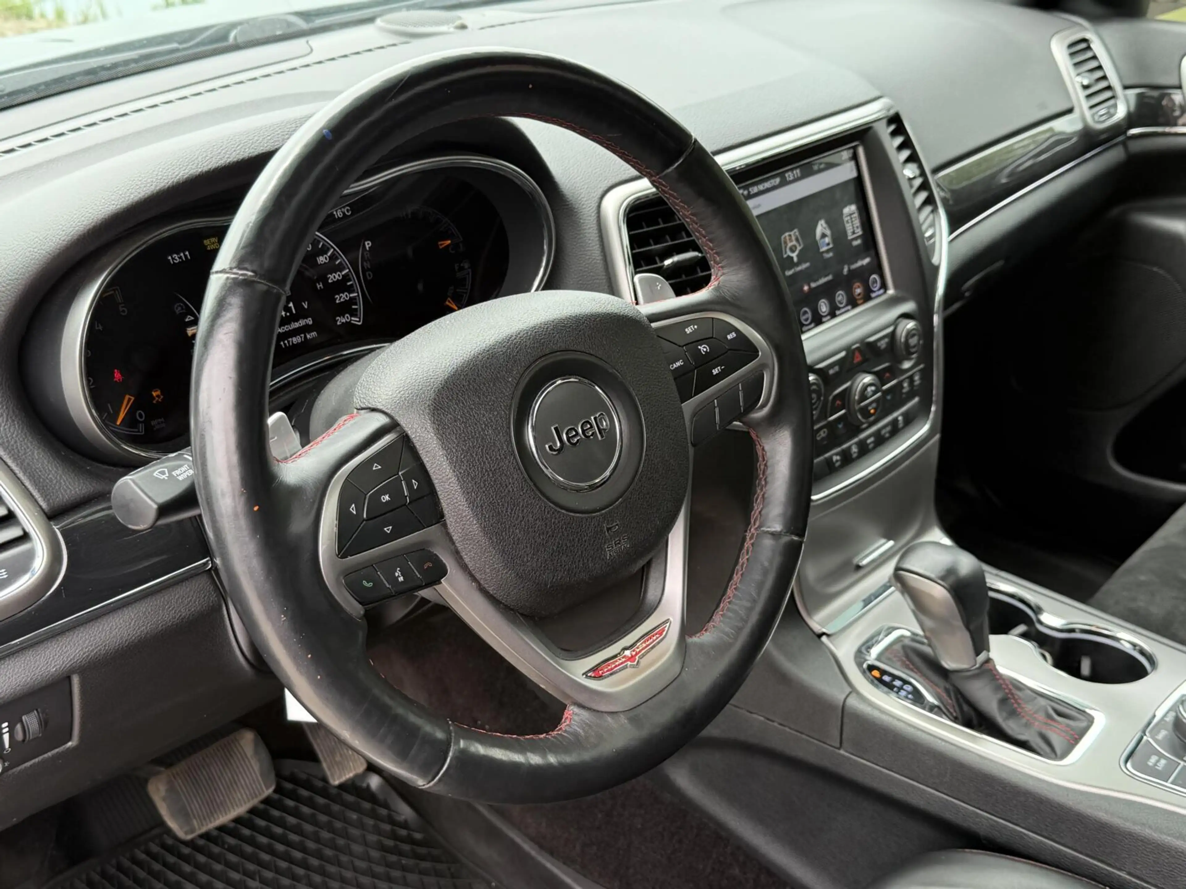 Jeep Grand Cherokee 3.0 CRD Limited Trail Hawk — photo 24