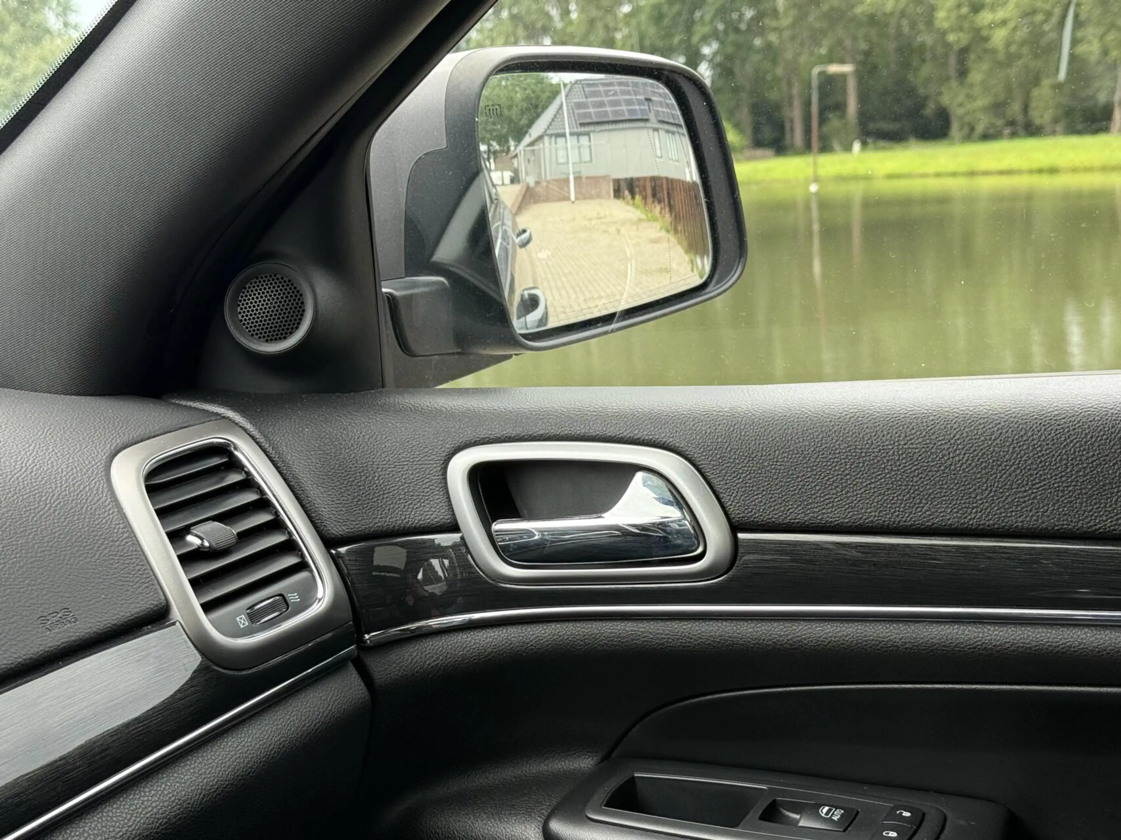 Jeep Grand Cherokee 3.0 CRD Limited Trail Hawk — photo 16