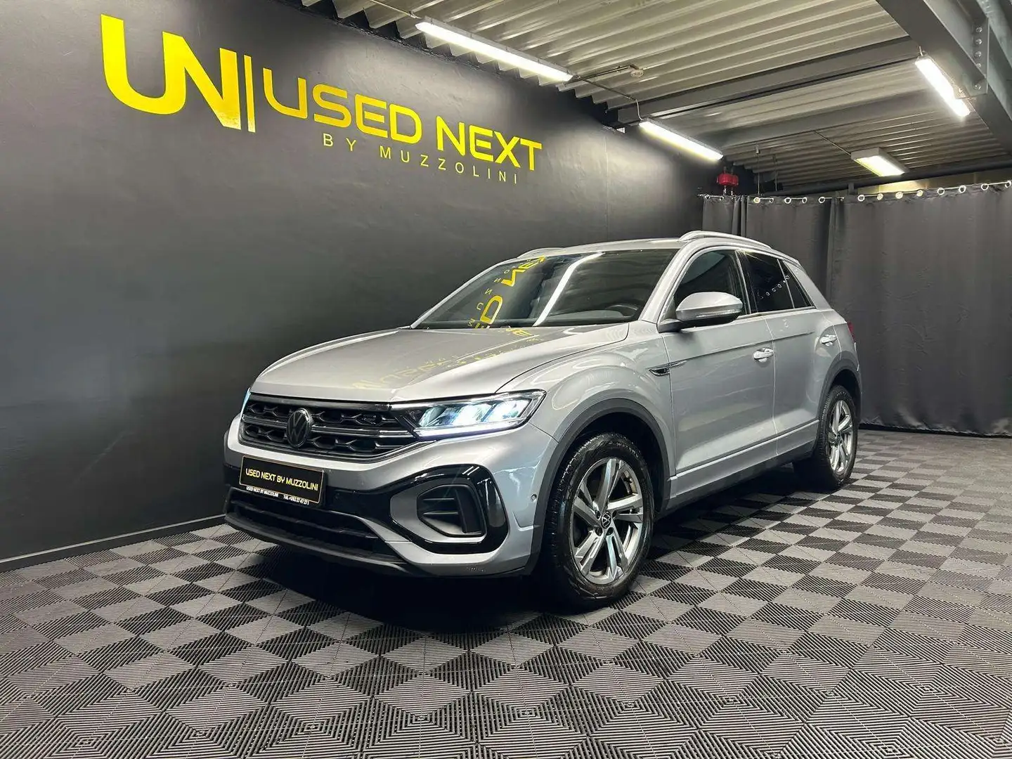 Volkswagen T-Roc R LINE TSI 150 DSG7 Argent - 1