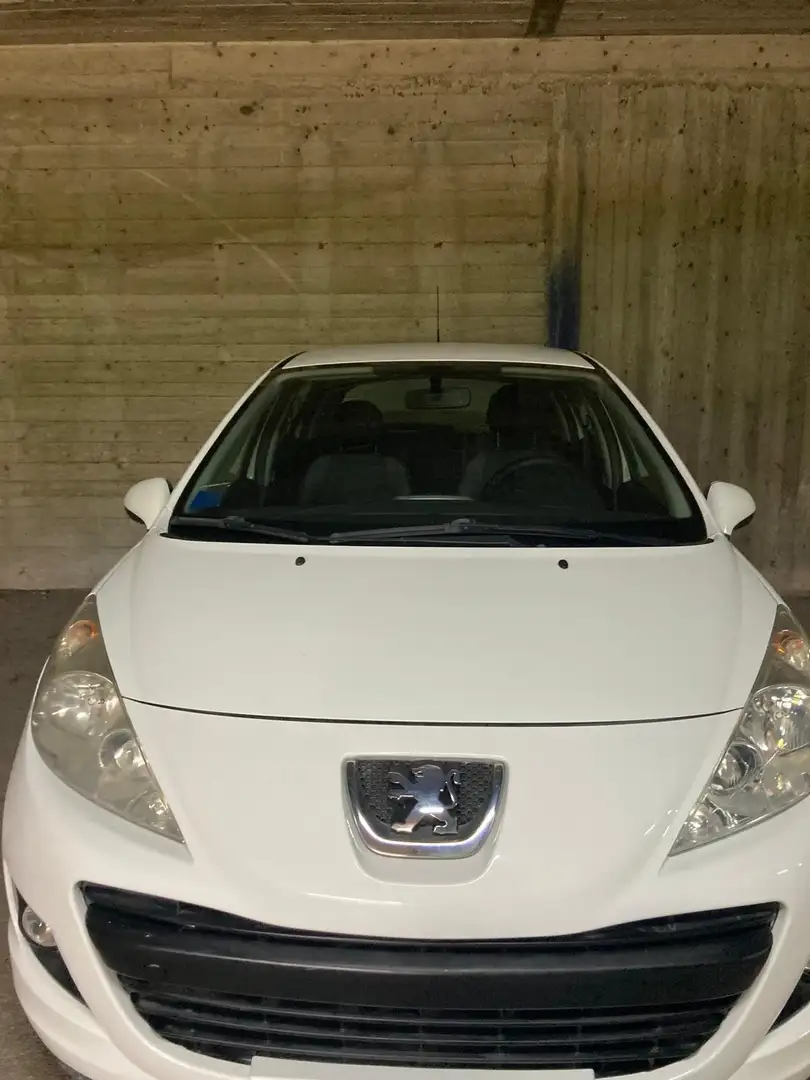 Peugeot 207 207 5p 1.4 8v Plus eco-Gpl 75cv Bianco - 1