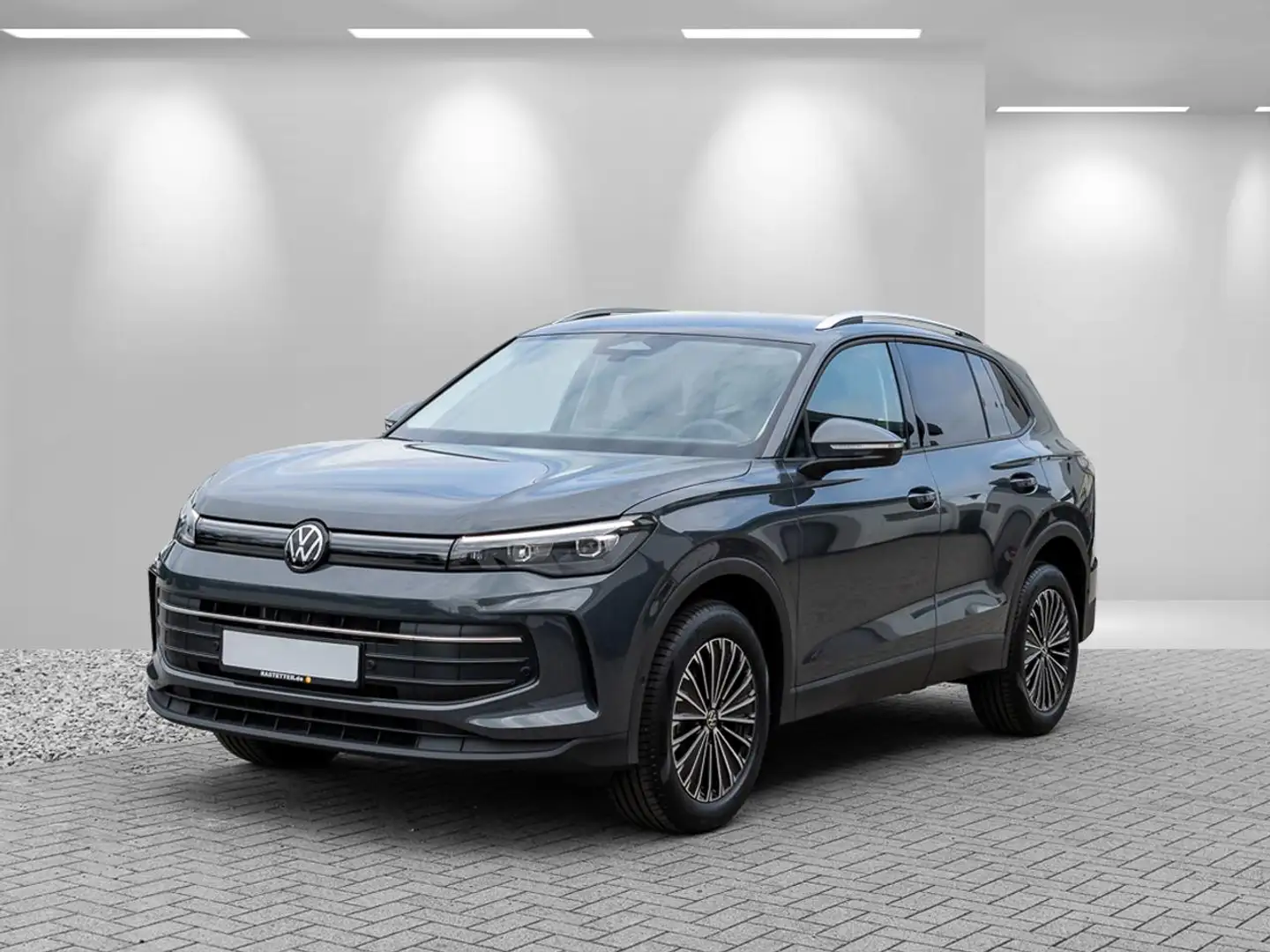 Volkswagen Tiguan TDI DSG 4M Life neuesModell+Design+ParkAss+Keyless Gris - 2