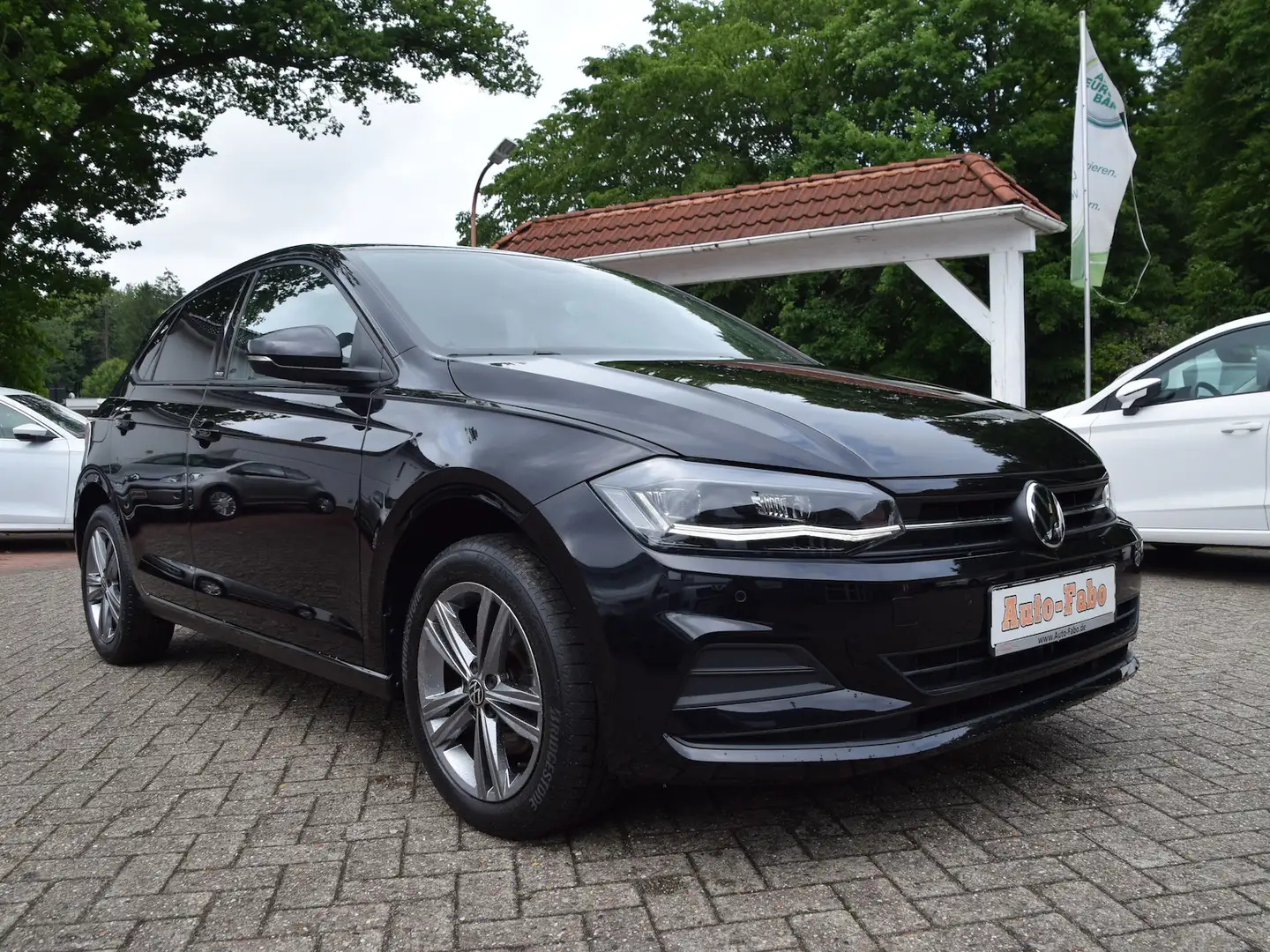 Volkswagen Polo TSI United Plus Navi*PDC*LED*Climatr.*Shzg Schwarz - 1