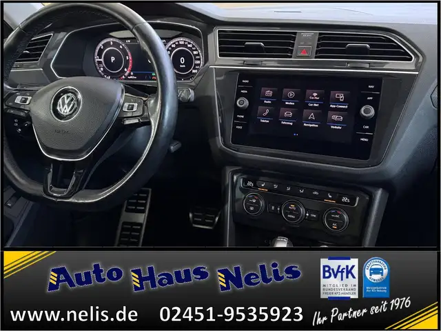 Volkswagen Tiguan view 13