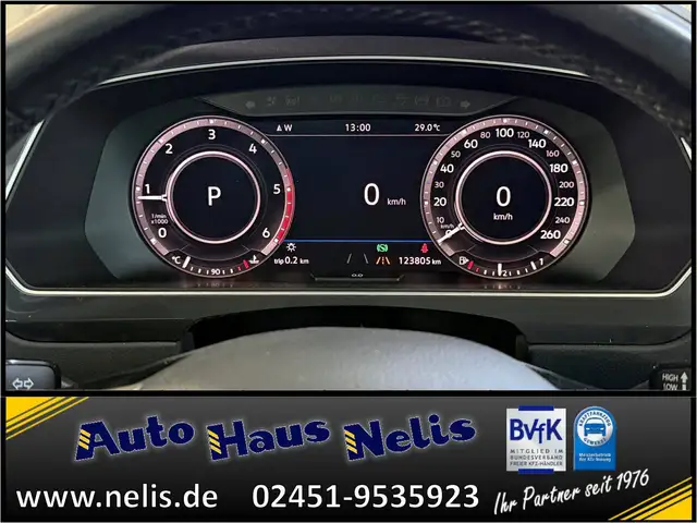 Volkswagen Tiguan view 12