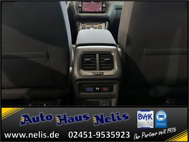 Volkswagen Tiguan view 18