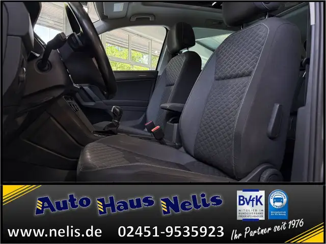 Volkswagen Tiguan view 8