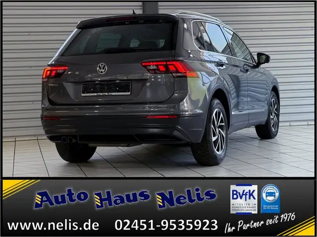 Volkswagen Tiguan view 29