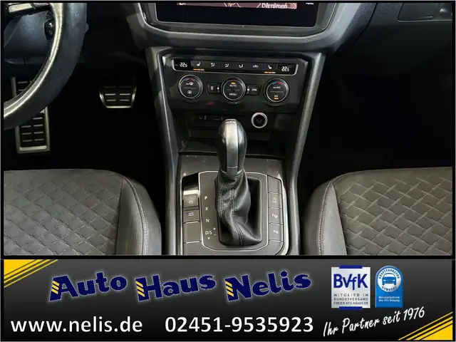 Volkswagen Tiguan view 15