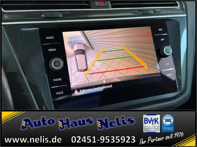 Volkswagen Tiguan view 14