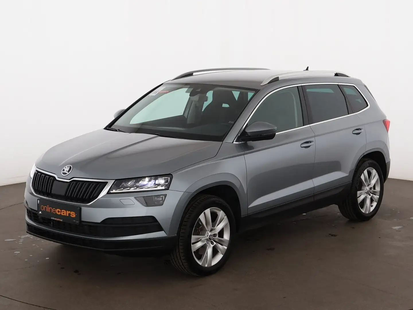 Skoda Karoq 2.0 TDI 4x4 Style Aut LED AHK RADAR NAVI Grau - 2