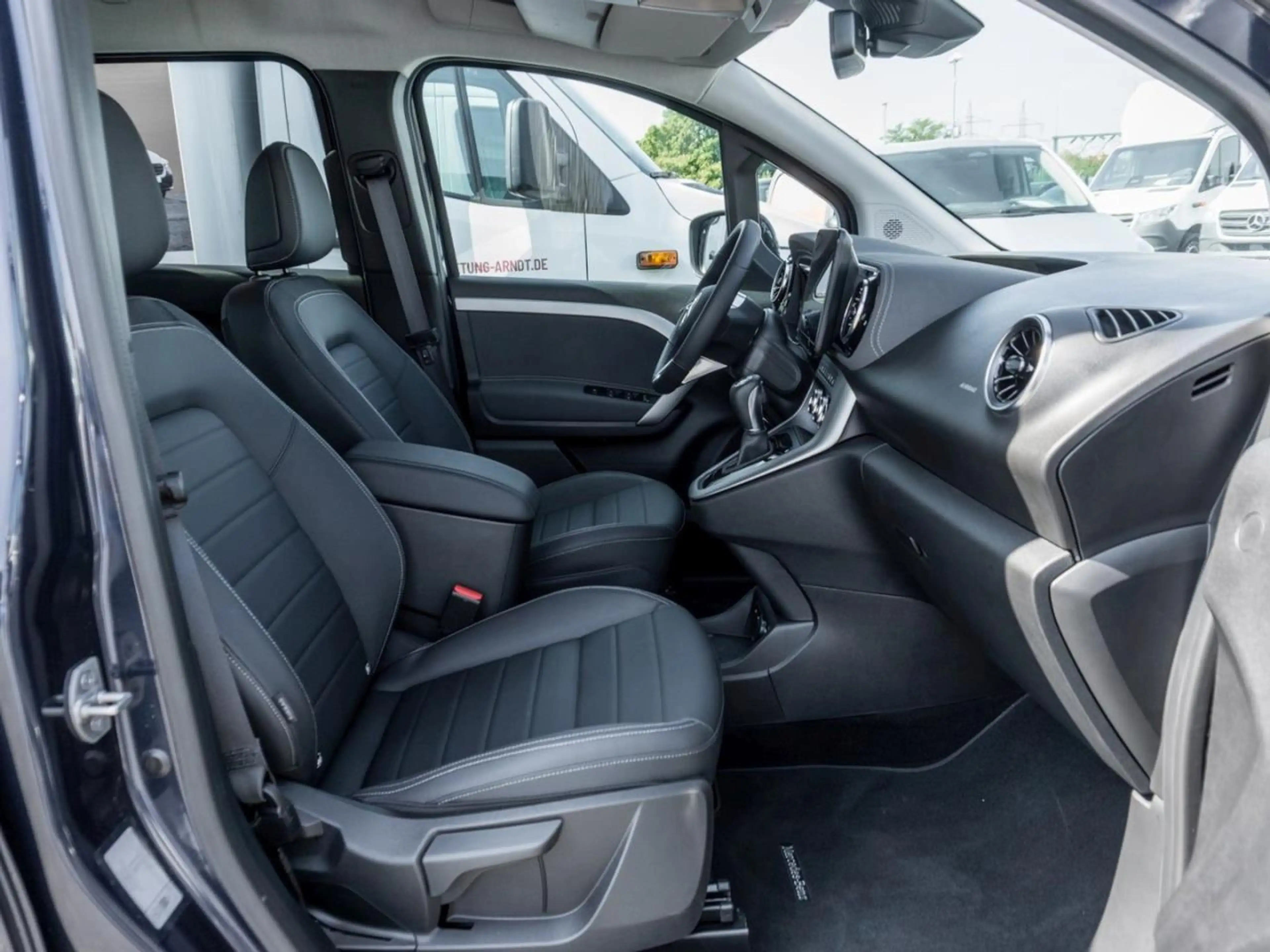 Mercedes-Benz T-Class T 180 d Standard Progressive MBUXNavi+ Kamera — photo 9