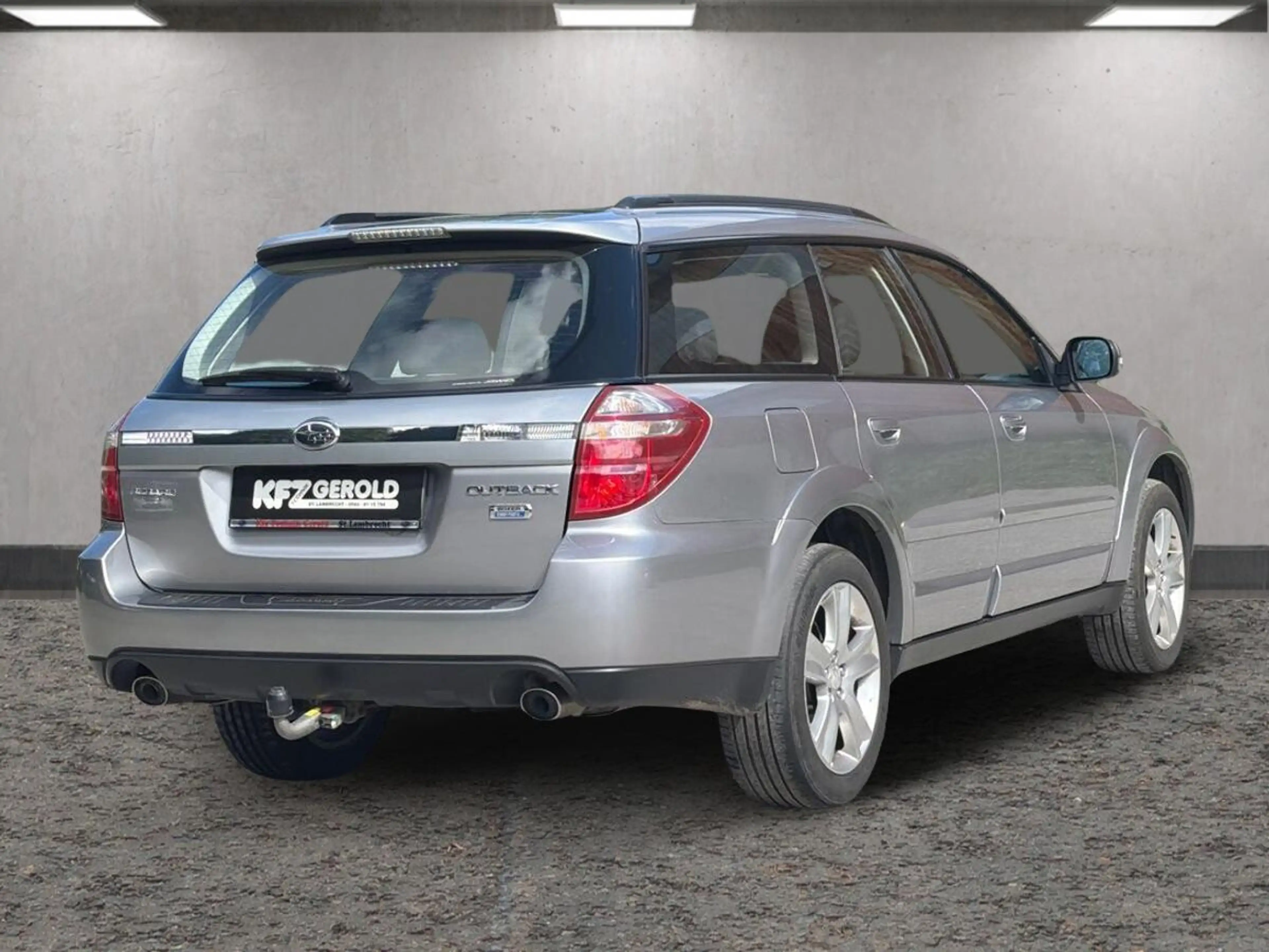 Subaru OUTBACK Outback Touring Wagon 2,0 D Comfort AWD — photo 5