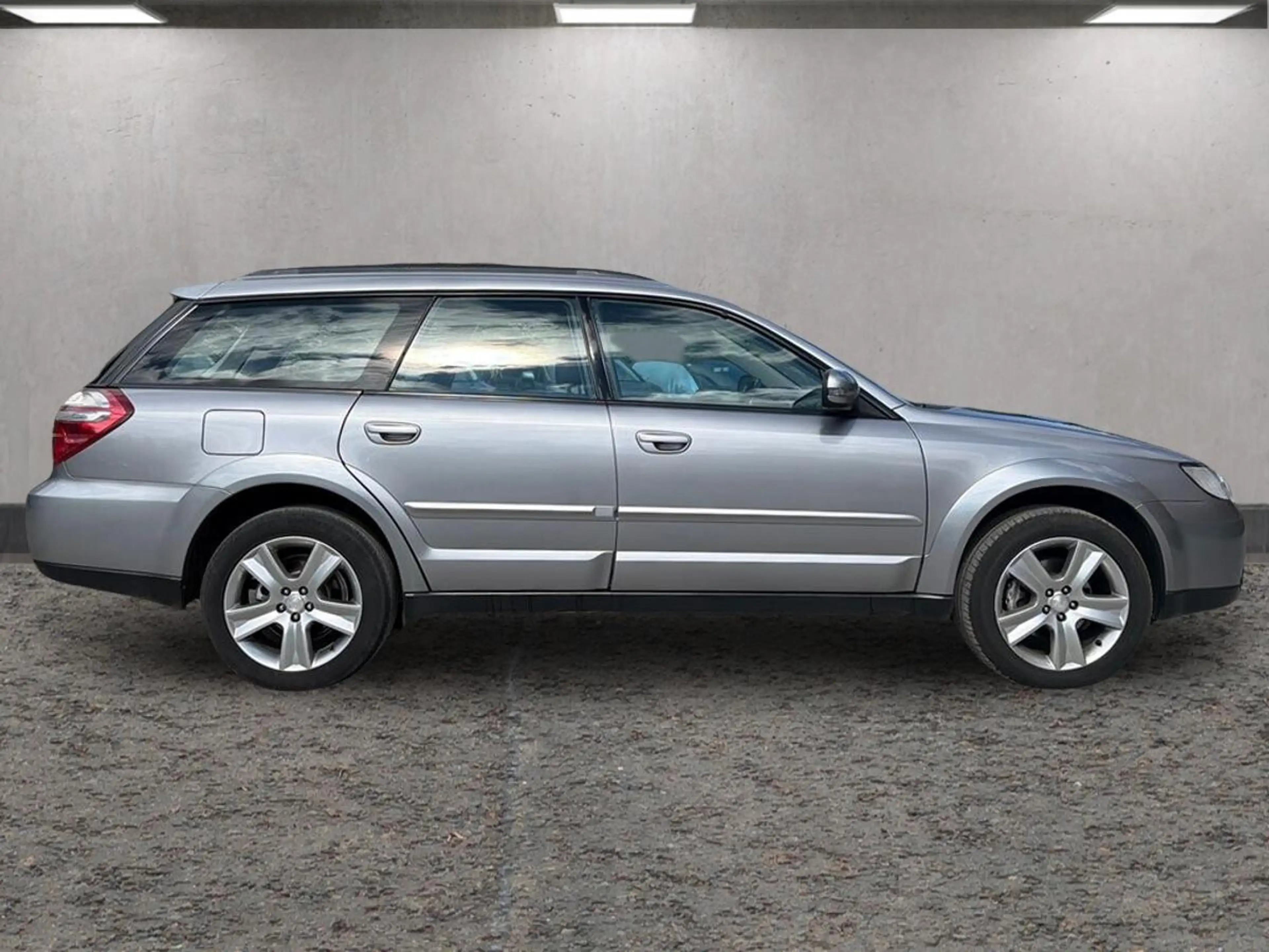 Subaru OUTBACK Outback Touring Wagon 2,0 D Comfort AWD — photo 6