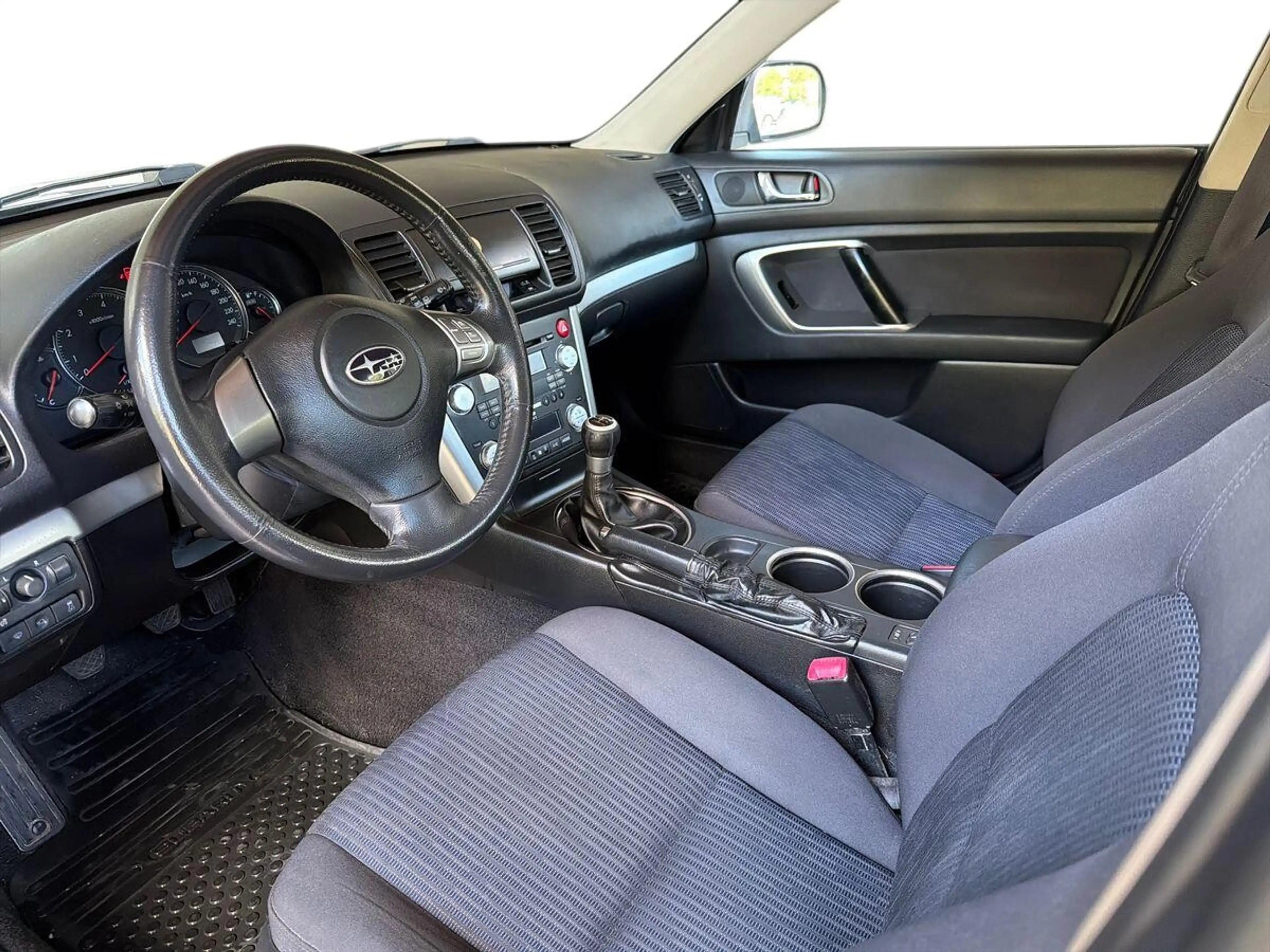Subaru OUTBACK Outback Touring Wagon 2,0 D Comfort AWD — photo 10